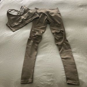 Alphalete Aero Legging
